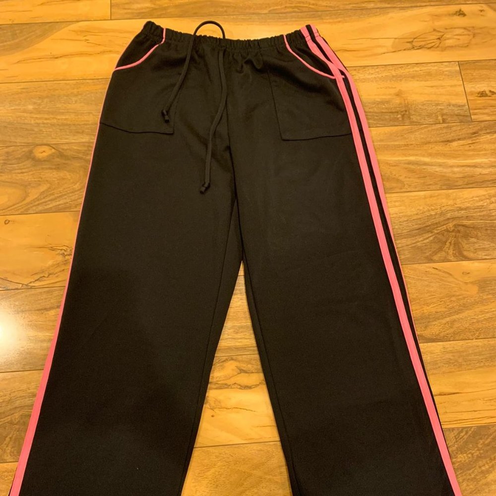 Athletic Sweatpants with Pink Lining